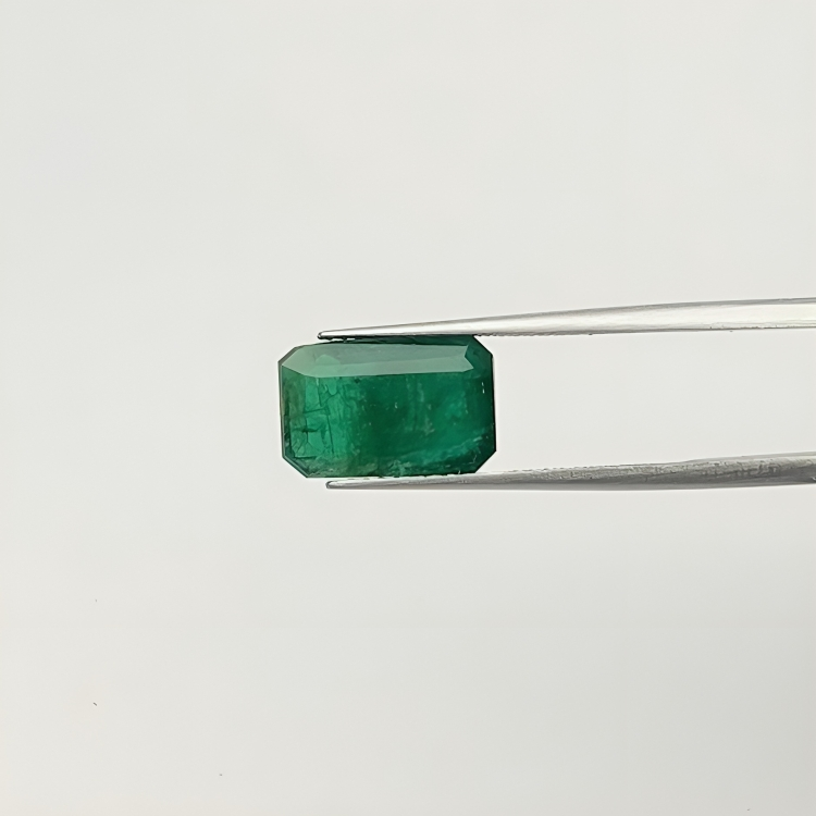 Emerald (पन्ना) Zambian - Average