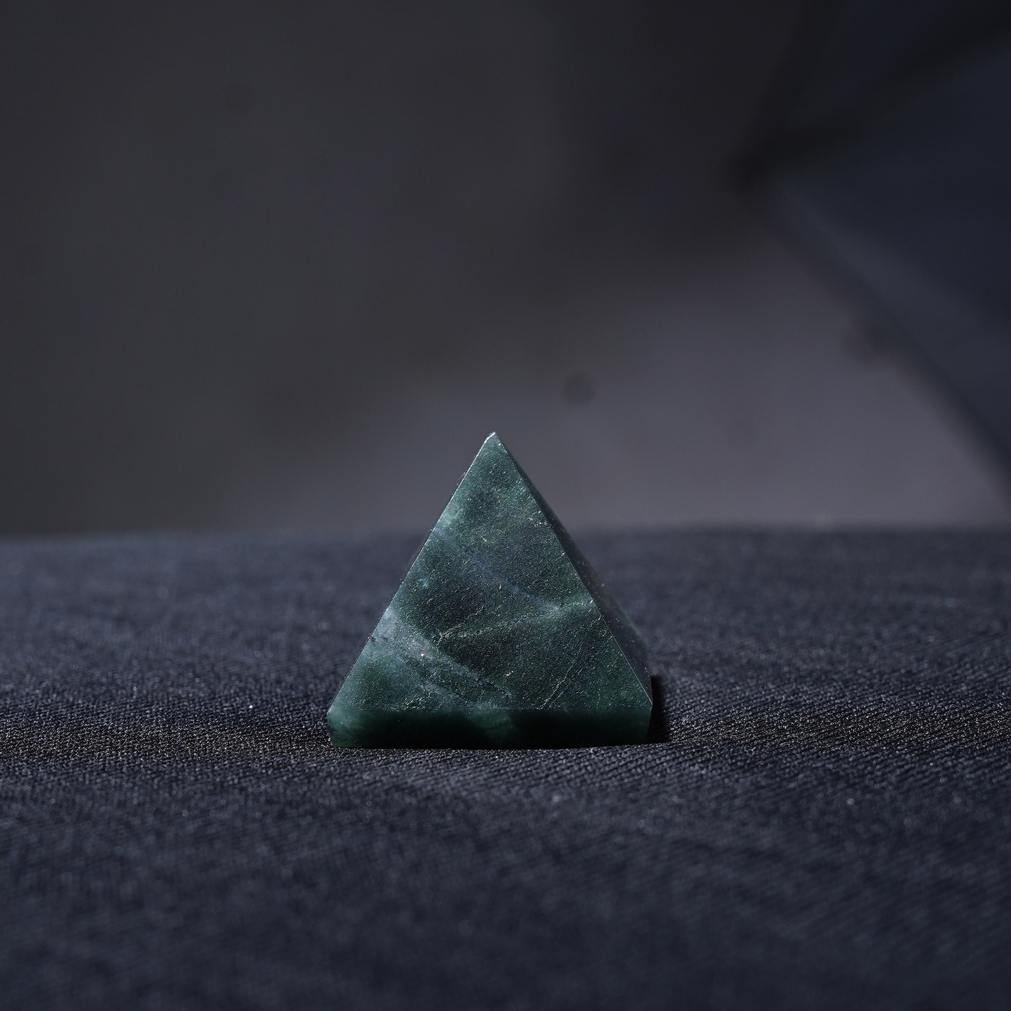 Moss Agate Pyramid – 1 inch