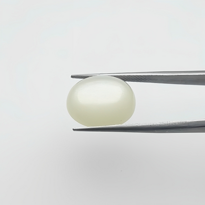 White Moonstone (चंद्रमणि) - Average