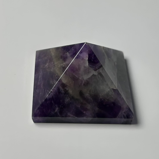 Amethyst Pyramid – 1 inch