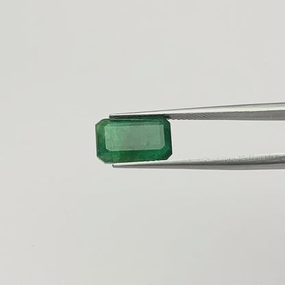 Emerald (पन्ना) Zambian - Average