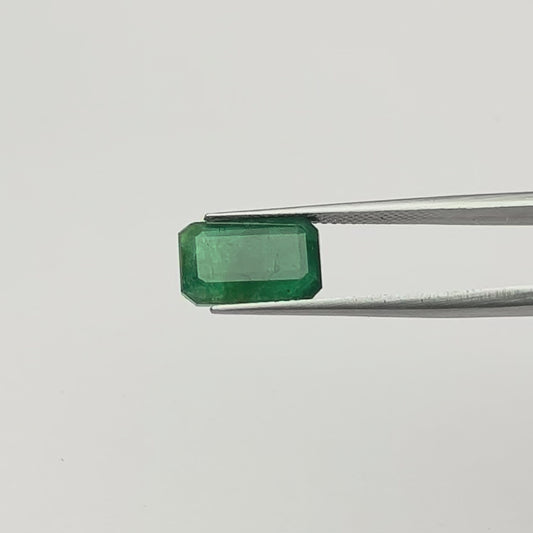 Emerald (पन्ना) Zambian - Average