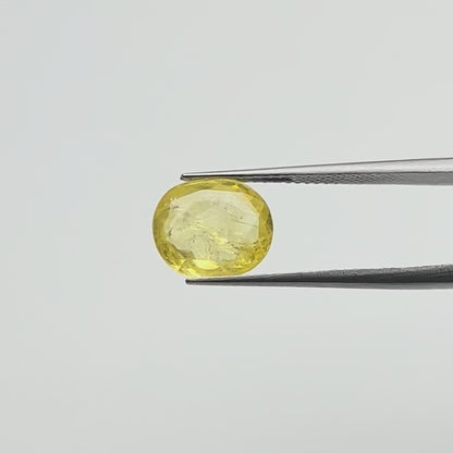 Ceylon Yellow Sapphire (पुखराज) - Ultra Premium